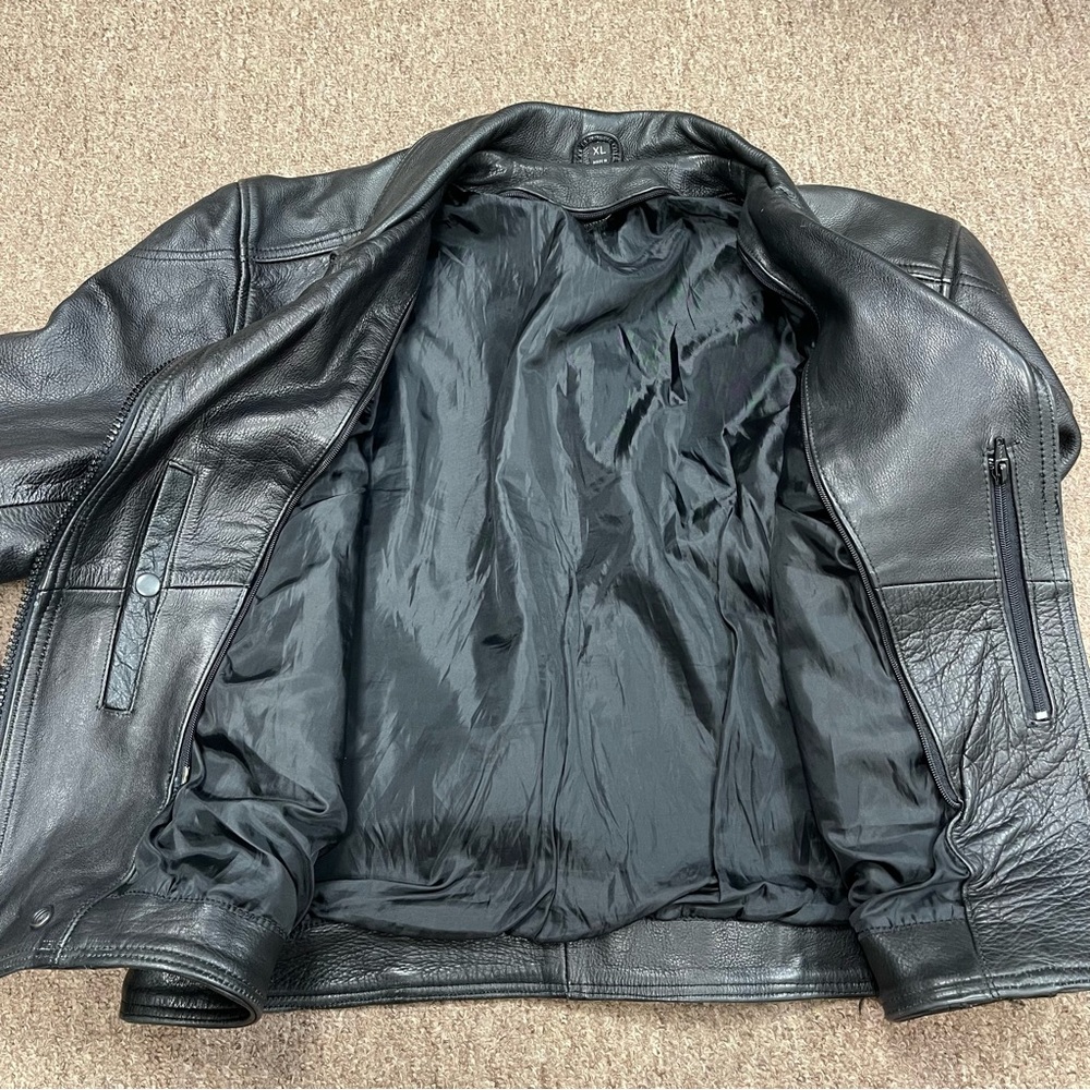 Leather Motorcycle 🏍️ Jacket - Picture 4 of 9